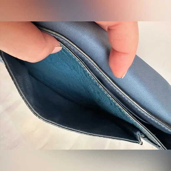 Louis Vuitton Blanche BB Monogram Empreinte Celeste Crossbody Bag - Picture 12 of 16